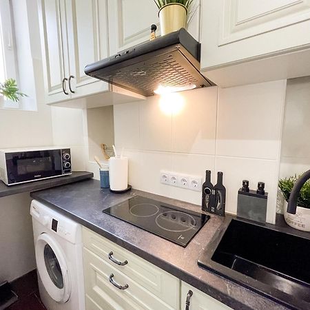 Charming Apartments In The Heart Of Lviv - Valova, Nasypna Str 外观 照片