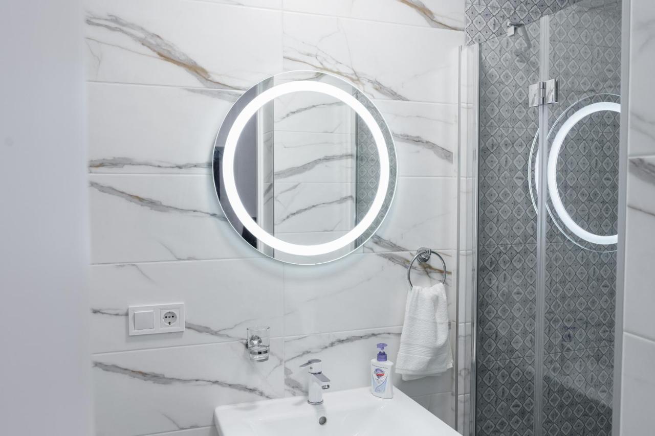 Charming Apartments In The Heart Of Lviv - Valova, Nasypna Str 外观 照片
