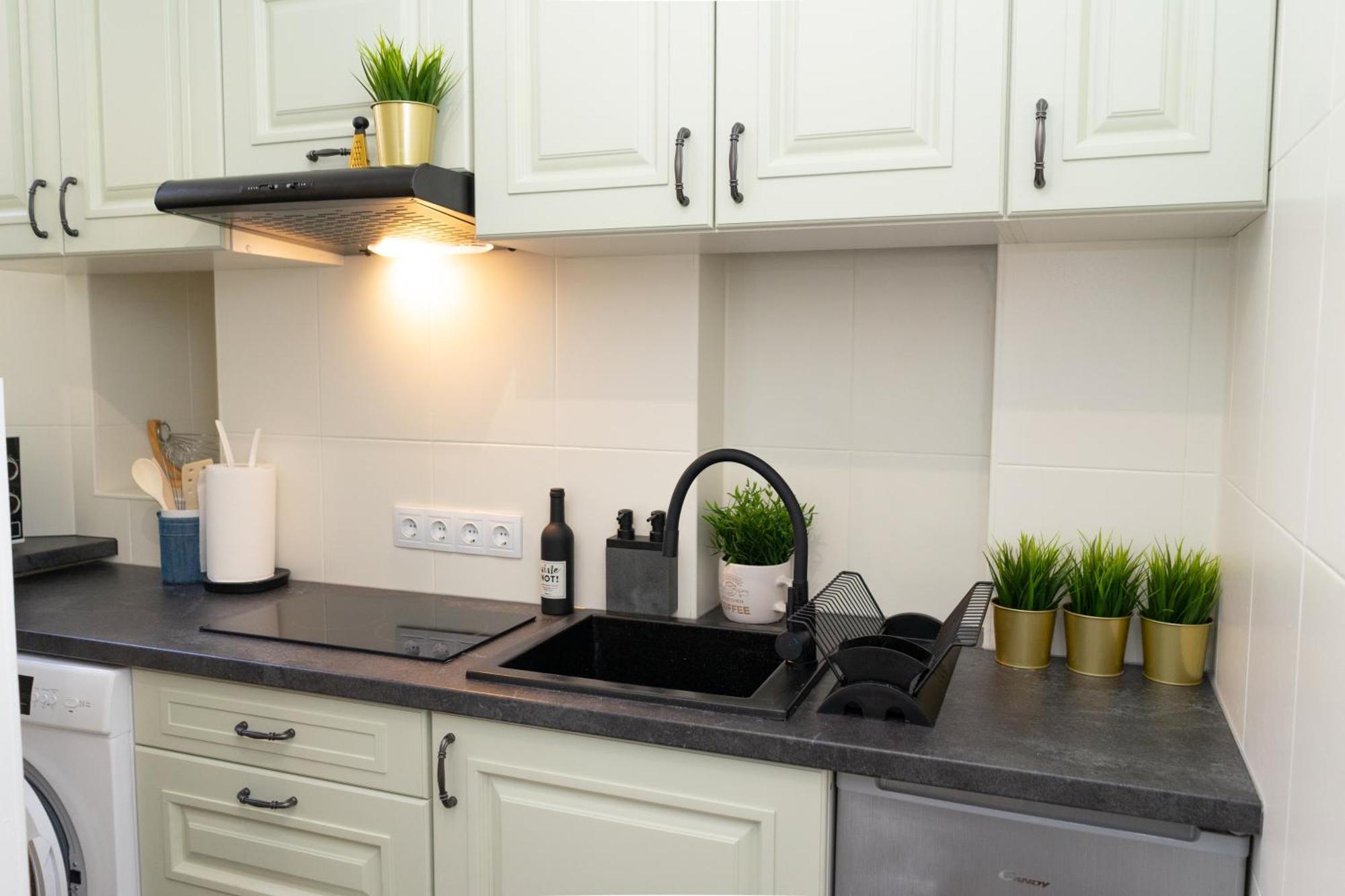 Charming Apartments In The Heart Of Lviv - Valova, Nasypna Str 外观 照片