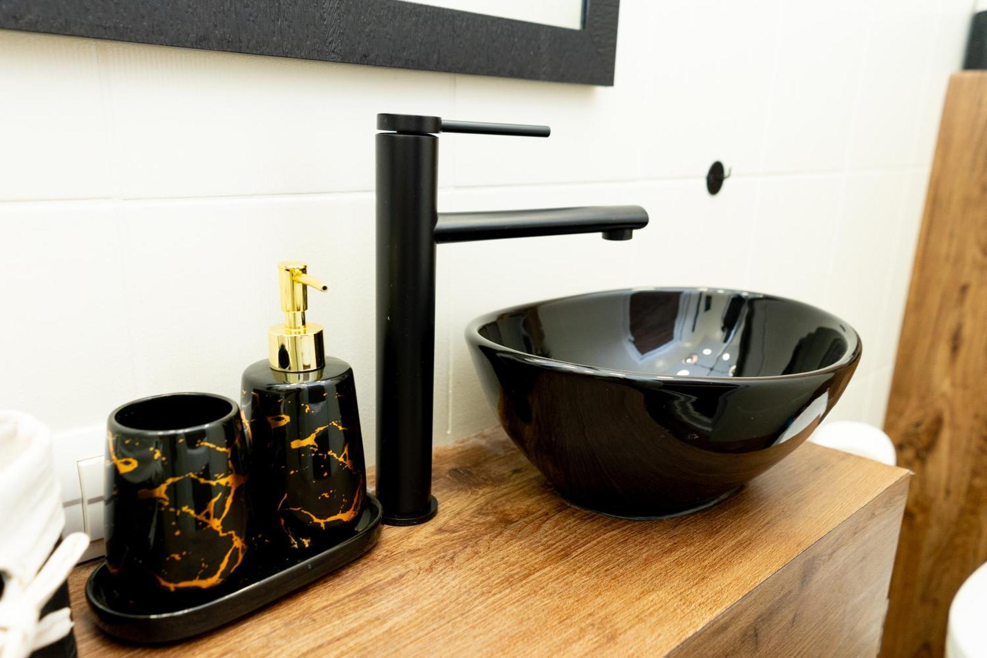 Charming Apartments In The Heart Of Lviv - Valova, Nasypna Str 外观 照片